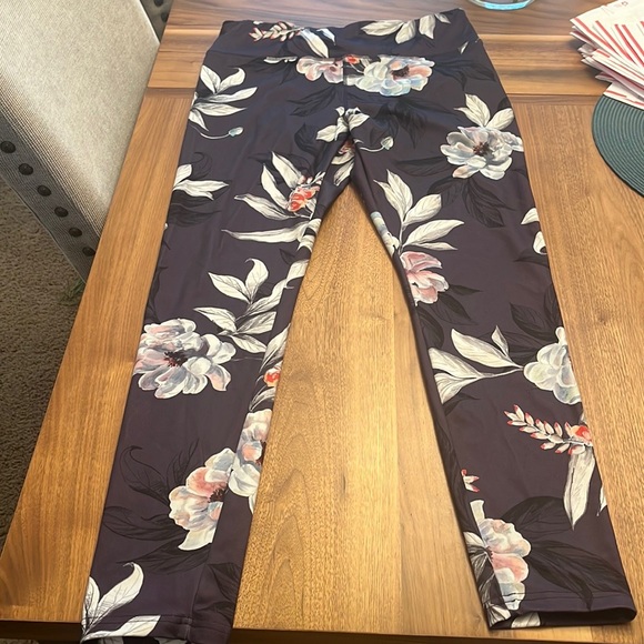 Jockey Women's Performance Printed Ankle Legging Plum - Picture 8 of 8